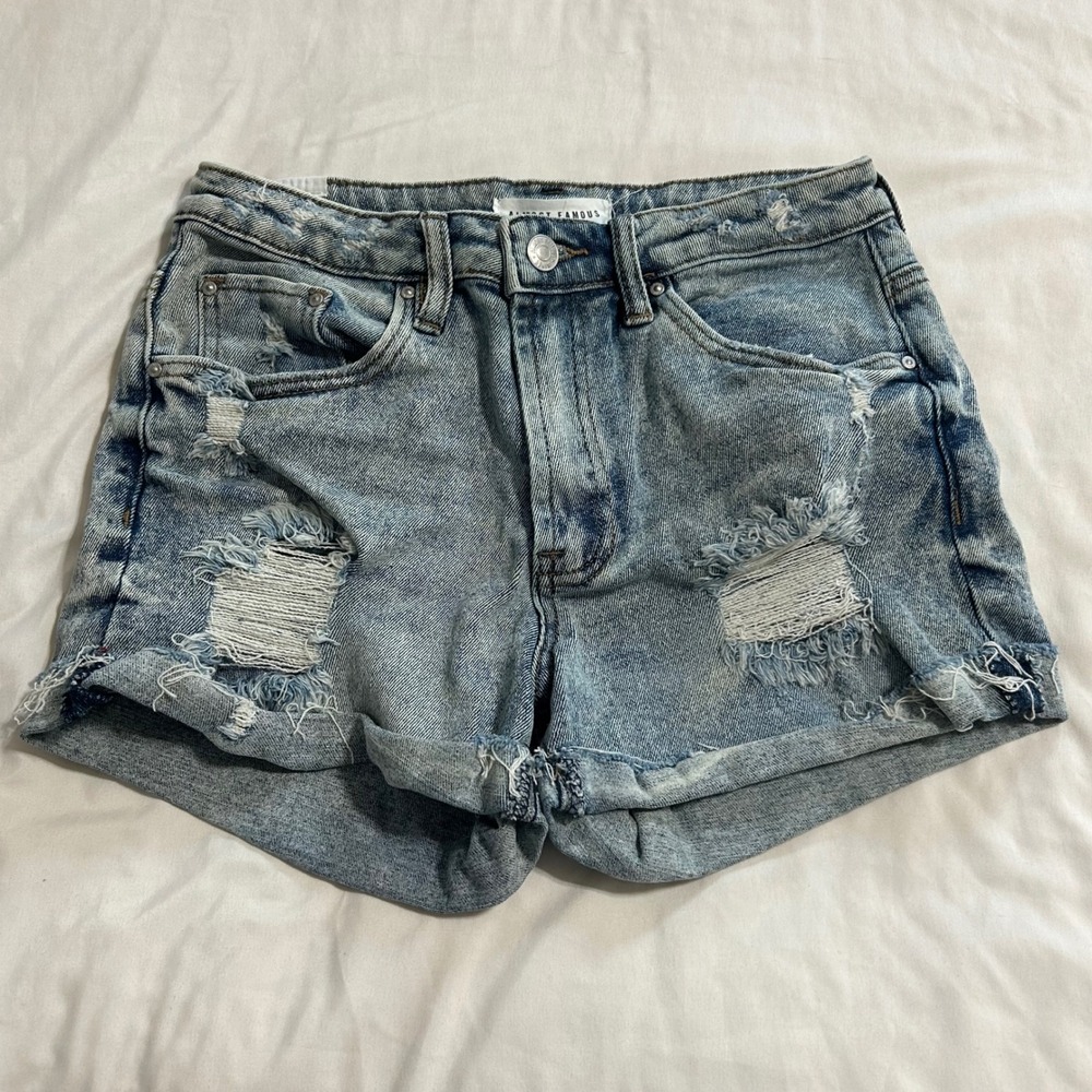 Almost Famous Womens Distressed Denim Shorts Light Wash Size 5 High Rise Frayed